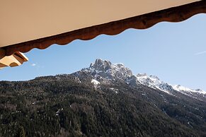 BERG HOTEL LATEMAR SPITZE