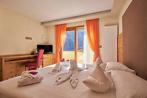 BERG HOTEL LATEMAR SPITZE