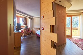 BERG HOTEL LATEMAR SPITZE