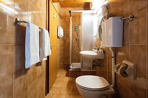BERG HOTEL LATEMAR SPITZE
