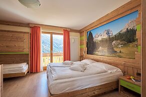 BERG HOTEL LATEMAR SPITZE