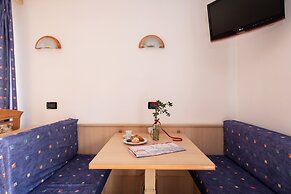 BERG HOTEL LATEMAR SPITZE