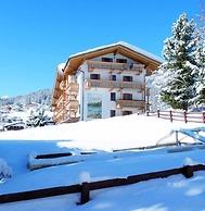 BERG HOTEL LATEMAR SPITZE
