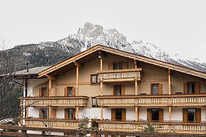 BERG HOTEL LATEMAR SPITZE