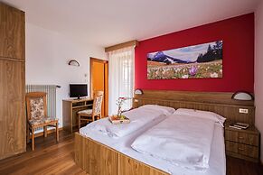 BERG HOTEL LATEMAR SPITZE