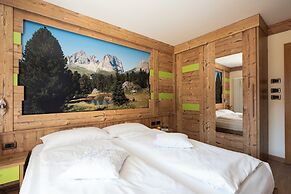 BERG HOTEL LATEMAR SPITZE