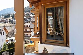 BERG HOTEL LATEMAR SPITZE