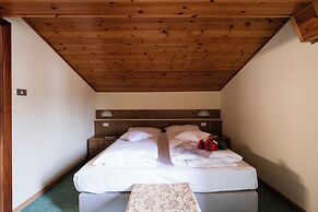 BERG HOTEL LATEMAR SPITZE