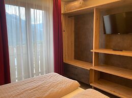 BERG HOTEL LATEMAR SPITZE