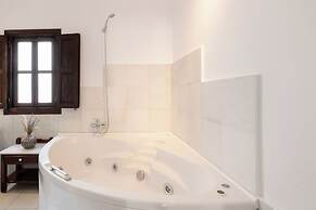 DELION SEA APARTMENTS