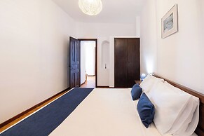 DELION SEA APARTMENTS