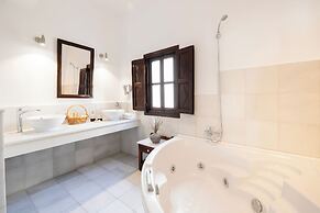 DELION SEA APARTMENTS