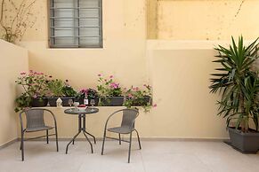 Yard Studio by Corfuescapes