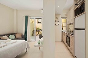 Yard Studio by Corfuescapes