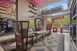 CozySuites at Mill District