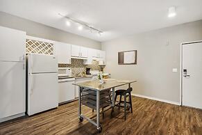 CozySuites at Mill District