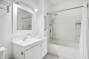 CozySuites at Mill District