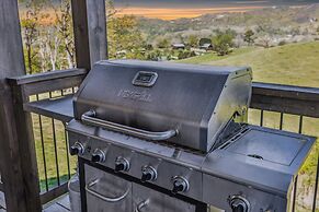 Peaceful Pastures 4 Bedroom Cabin by RedAwning