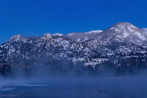 Chasm Cabin -- 20-ncd0048 1 Bedroom Cabin by RedAwning