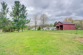 Peaceful Brandenburg Home ~ 6 Mi to Ohio River!