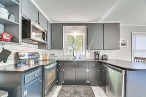 Raleigh Retreat ~ 5 Mi to Dtwn & Historic Oakwood!