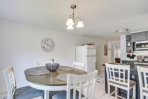 Raleigh Retreat ~ 5 Mi to Dtwn & Historic Oakwood!