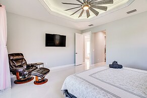 8 Mi to Dtwn: Canalfront Home in Cape Coral!