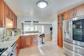 Renton Home: Gazebo w/ TV & Bbq, 15 Mi to Seattle