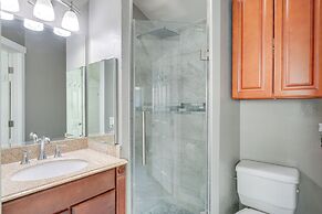 Renton Home: Gazebo w/ TV & Bbq, 15 Mi to Seattle