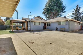 Renton Home: Gazebo w/ TV & Bbq, 15 Mi to Seattle