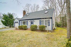 Charming Cape Cod Home ~ 1 Mi to Megansett Beach