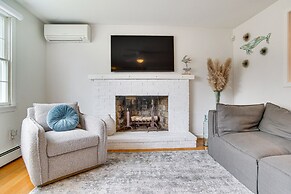 Charming Cape Cod Home ~ 1 Mi to Megansett Beach