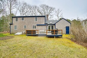 Charming Cape Cod Home ~ 1 Mi to Megansett Beach
