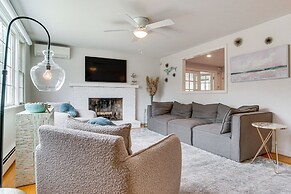 Charming Cape Cod Home ~ 1 Mi to Megansett Beach