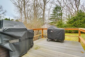 Charming Cape Cod Home ~ 1 Mi to Megansett Beach