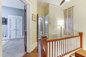 Walk to Downtown: Historic Home in Mobile