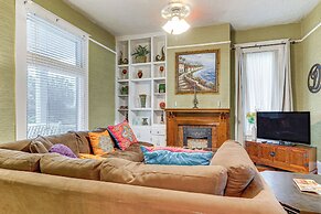 Walk to Downtown: Historic Home in Mobile
