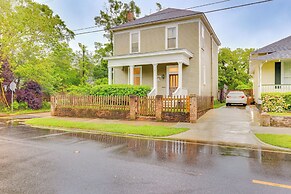 Walk to Downtown: Historic Home in Mobile