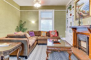 Walk to Downtown: Historic Home in Mobile