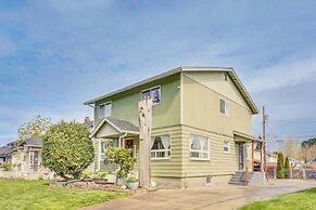 Charming Tacoma Vacation Rental: 2 Mi to Downtown!