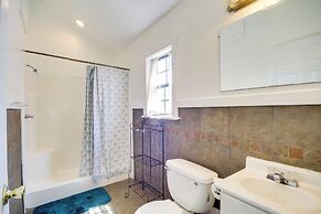 Biloxi Resort Cottage w/ Pool & Lake Access!