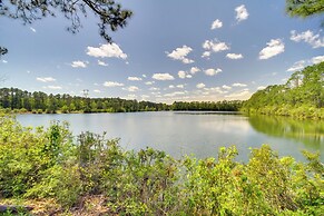 Biloxi Resort Cottage w/ Pool & Lake Access!