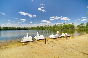 Biloxi Resort Cottage w/ Pool & Lake Access!