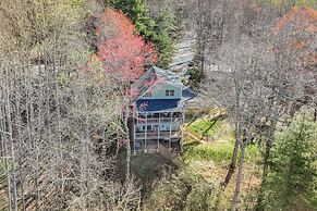Sky Valley Retreat w/ Fire Pit & Mountain Views!
