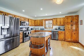 Sky Valley Retreat w/ Fire Pit & Mountain Views!