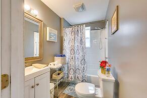 Cozy East Pittsburgh Home - 7 Mi to Frick Park!