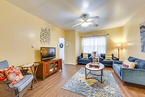 Cozy East Pittsburgh Home - 7 Mi to Frick Park!