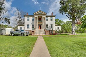 Milledgeville Home w/ Fire Pit + Pond Access!