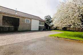 Tye Barn in Brinkley