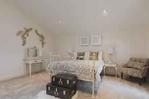 Tye Barn in Brinkley